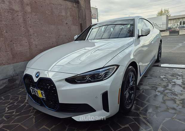 BMW i4