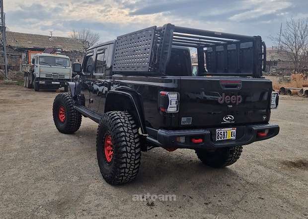 Jeep Gladiator 2020 — լուսանկար 3