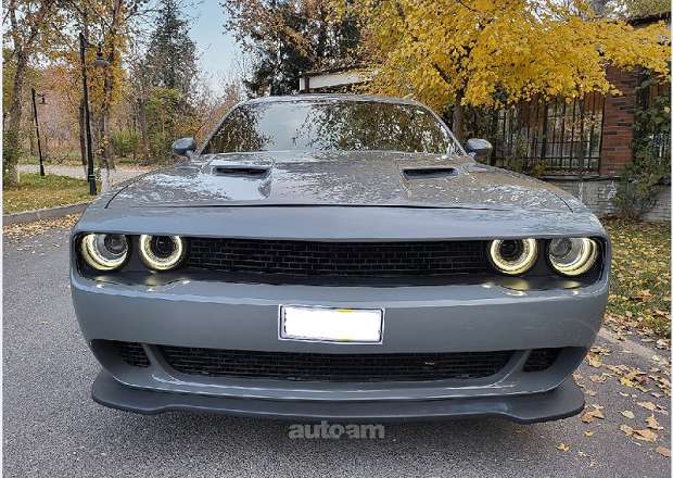 Dodge Challenger 2019 — photo 1