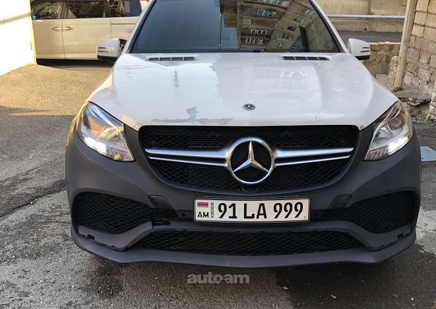 Mercedes-Benz GLE 350 2018 — լուսանկար 1