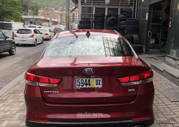 Kia Optima 2017 — լուսանկար 4