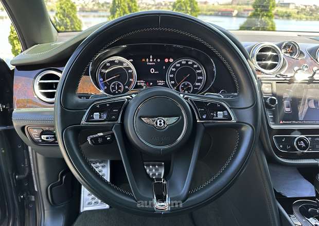 Bentley Bentayga 2016 — լուսանկար 6