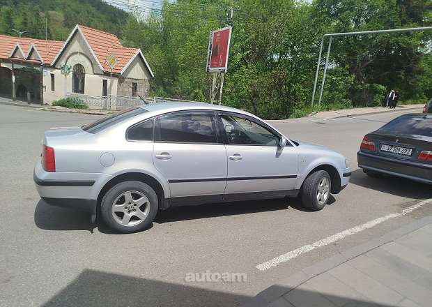 Volkswagen Passat 2000 — լուսանկար 2