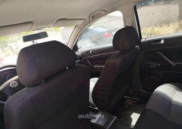 Volkswagen Passat 2000 — լուսանկար 5