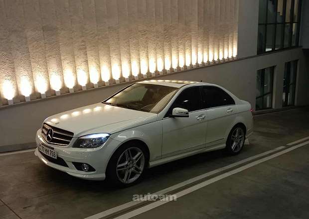 Mercedes-Benz C 300 2011 — լուսանկար 3