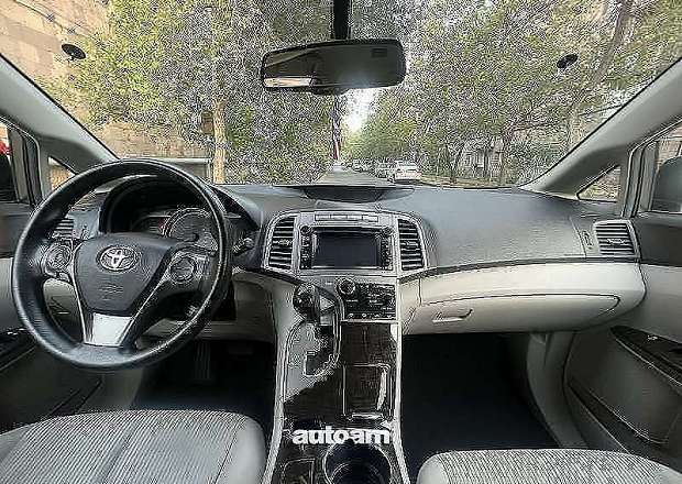 Toyota Venza 2014 — լուսանկար 1