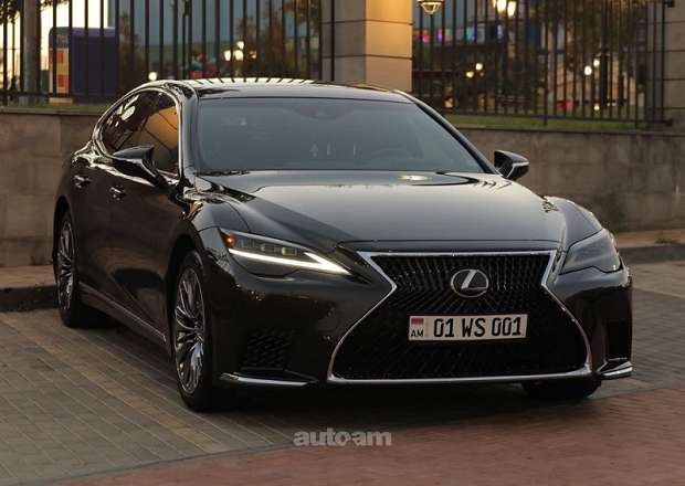 Lexus LS 500