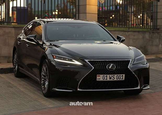 Lexus LS 500 2022 — photo 2