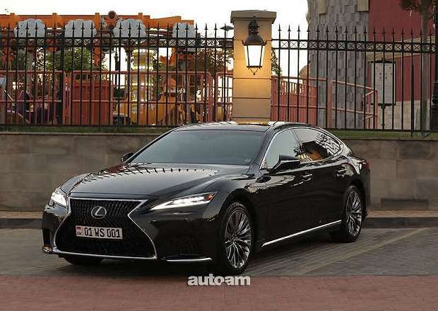 Lexus LS 500 2022 — photo 3
