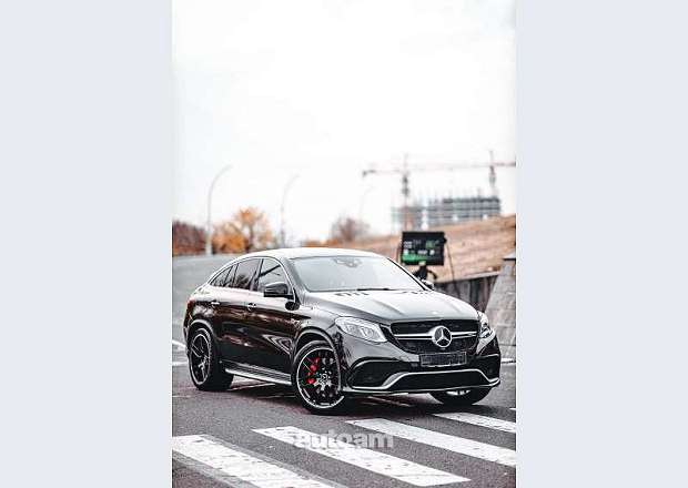 Mercedes-Benz GLE 63 S Coupe 2015 — լուսանկար 2