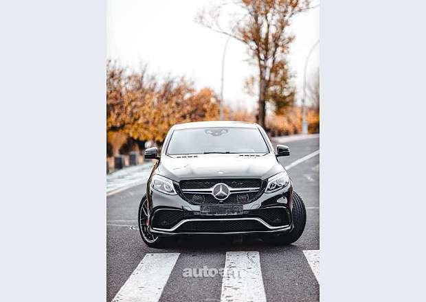 Mercedes-Benz GLE 63 S Coupe 2015 — լուսանկար 1