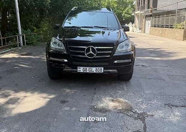 Mercedes-Benz GL 500 2009 — photo 1