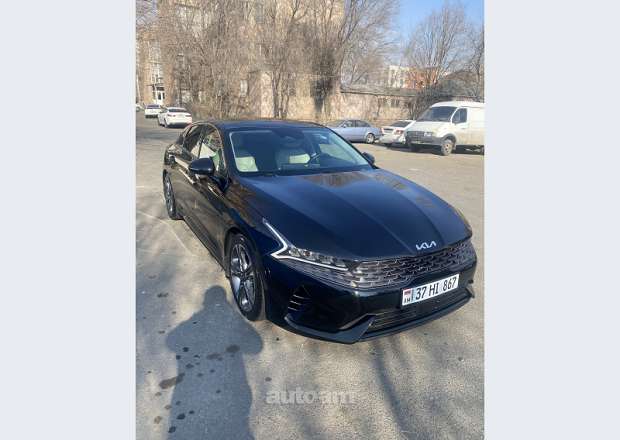 Kia K5 2021 — photo 1