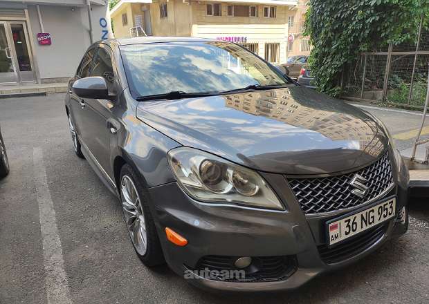 Suzuki Kizashi