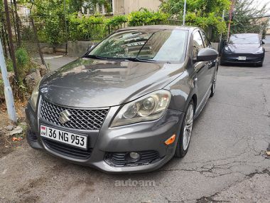 Suzuki Kizashi, 2012