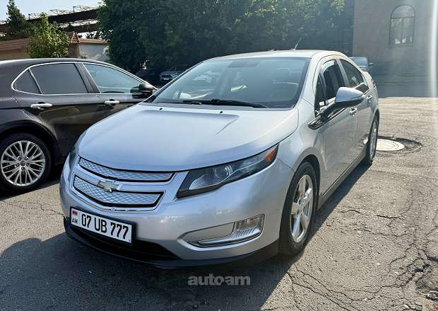 Chevrolet Volt 2014 — photo 10
