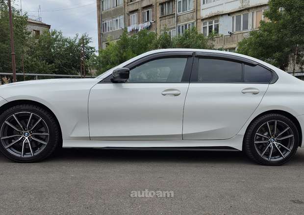 BMW 330 2019 — լուսանկար 2