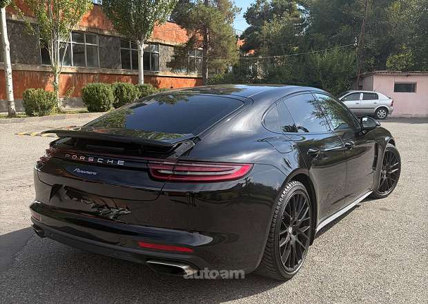 Porsche Panamera 2018 — photo 5