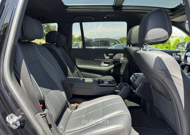 Mercedes-Benz GLS 500