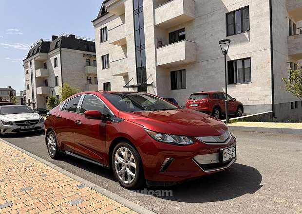 Chevrolet Volt 2018 — լուսանկար 1