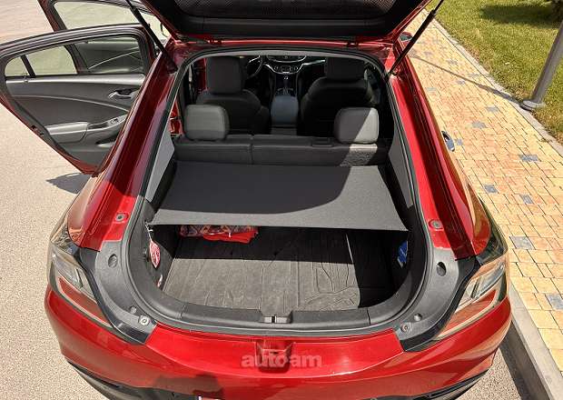 Chevrolet Volt 2018 — լուսանկար 11