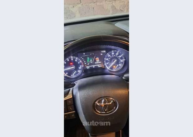 Toyota Highlander 2022 — photo 7