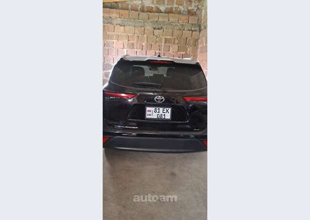 Toyota Highlander 2022 — photo 10