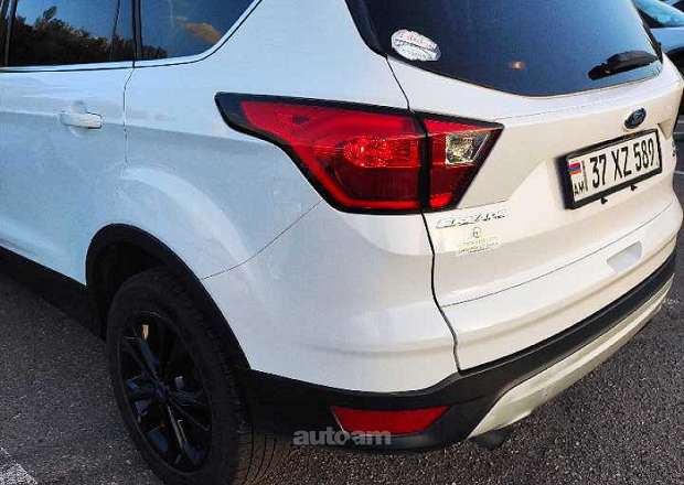 Ford Escape 2019 — լուսանկար 6