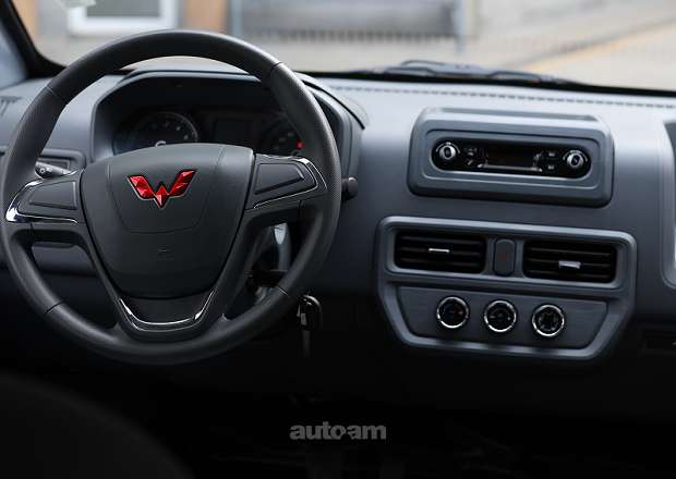 WULING Yangguang EV 14 seat