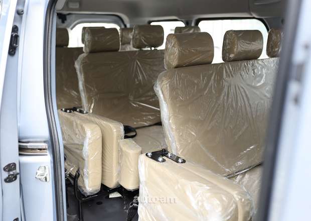 WULING Yangguang EV 14 seat
