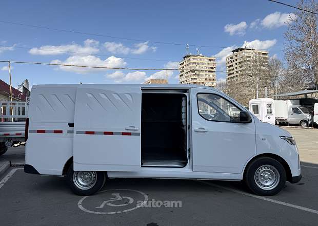 WULING Yangguang EV Electric Van