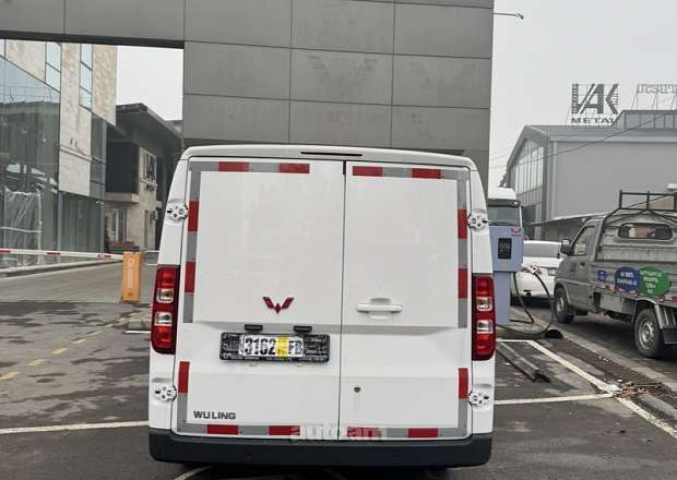 Wuling Yangguang EV Electric Van