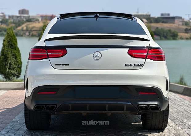 Mercedes-Benz GLE 63 S Coupe 2015 — photo 5