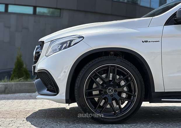 Mercedes-Benz GLE 63 S Coupe 2015 — photo 15