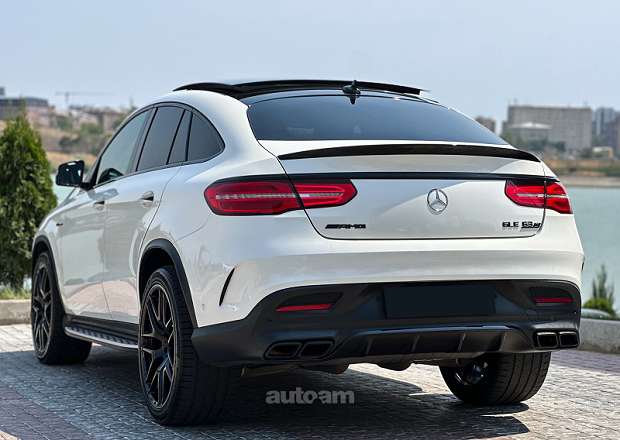 Mercedes-Benz GLE 63 S Coupe 2015 — photo 6