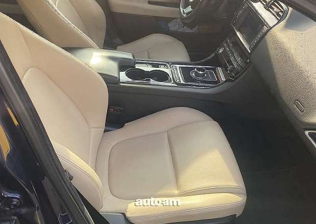 Jaguar XE 2016 — լուսանկար 10
