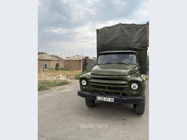 ZIL 130  1990 