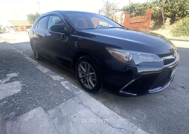 Toyota Camry 2017 — լուսանկար 2