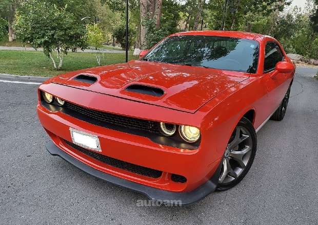 Dodge Challenger 2017 — photo 14