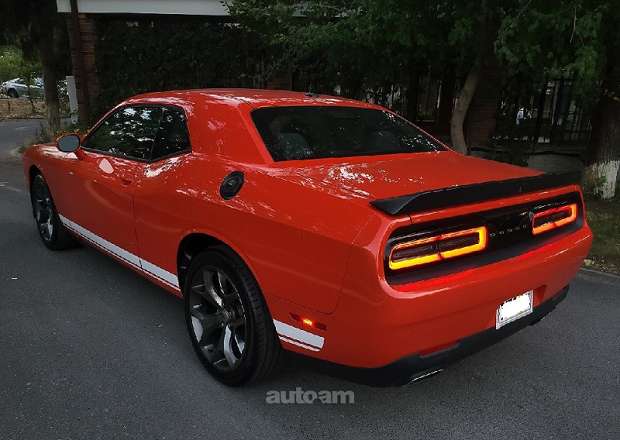 Dodge Challenger 2017 — photo 4