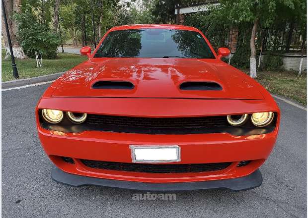 Dodge Challenger 2017 — photo 12