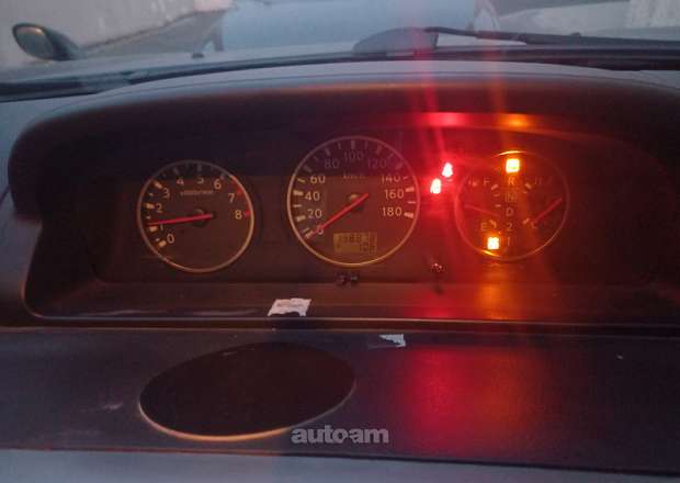 Nissan X-Trail 2004 — լուսանկար 4
