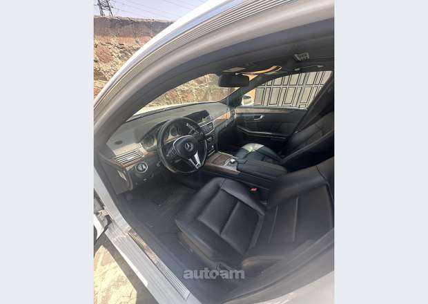 Mercedes-Benz E 350 2012 — լուսանկար 2