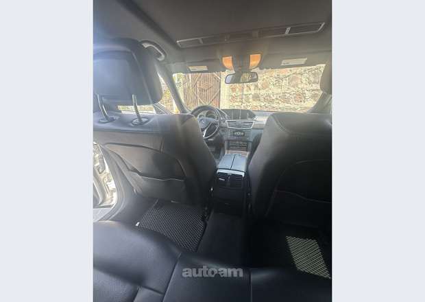 Mercedes-Benz E 350 2012 — լուսանկար 8