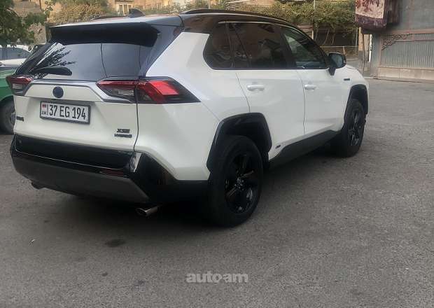 Toyota Rav 4 2021 — photo 2
