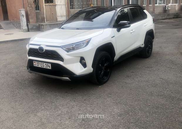 Toyota Rav 4 2021 — photo 4