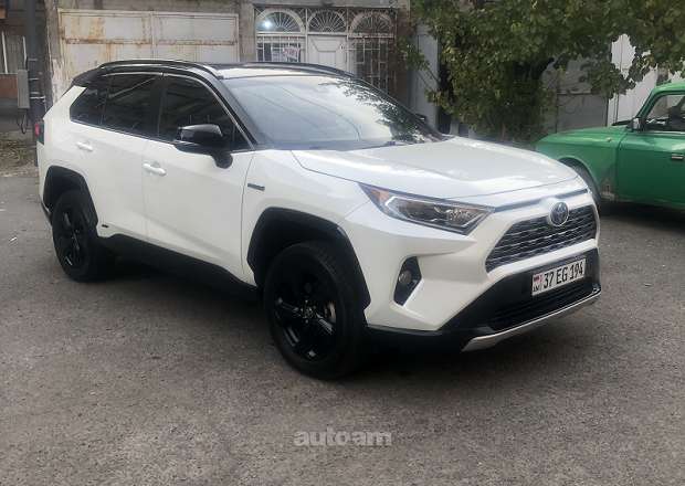Toyota Rav 4 2021 — photo 1
