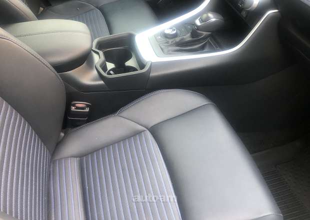 Toyota Rav 4 2021 — photo 12