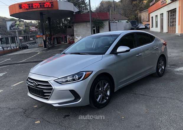 Hyundai Elantra 2018 — լուսանկար 3