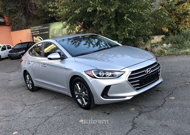 Hyundai Elantra 2018 — լուսանկար 1